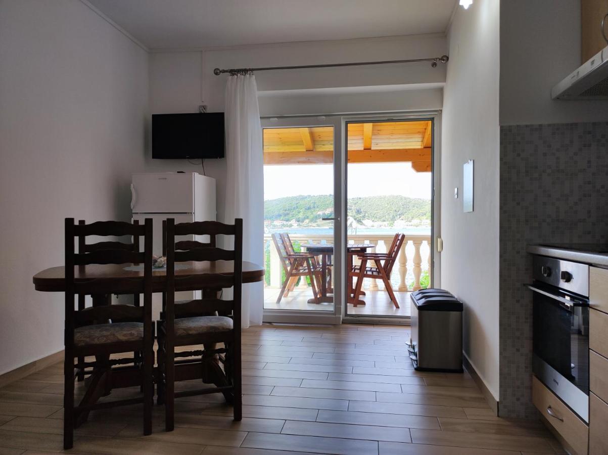 Apartmani Andela Kordic Supetarska Draga Ngoại thất bức ảnh