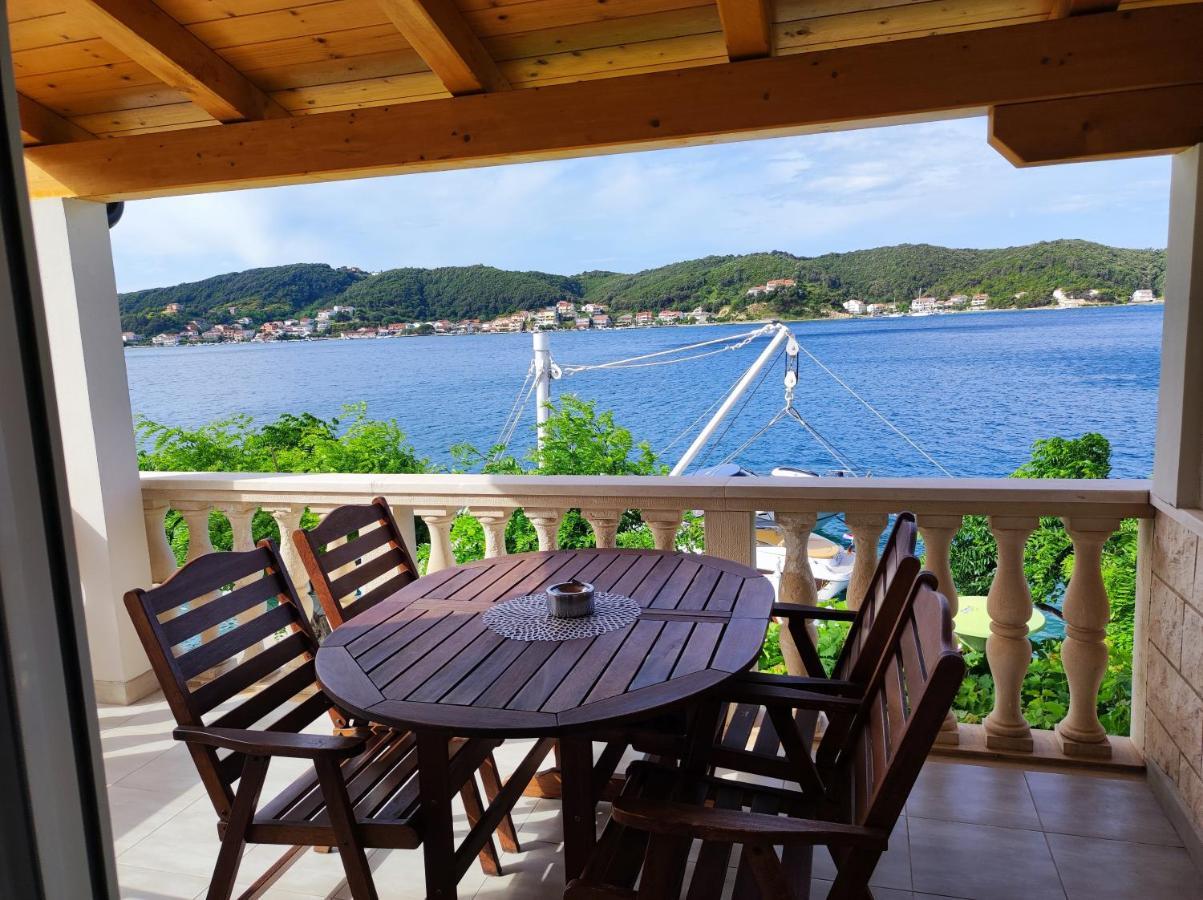 Apartmani Andela Kordic Supetarska Draga Ngoại thất bức ảnh