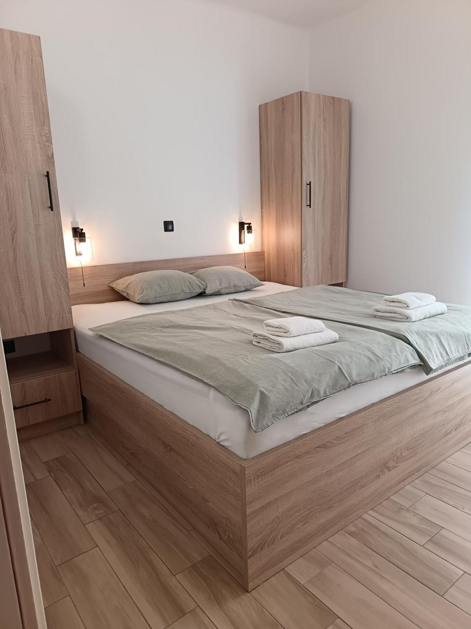 Apartmani Andela Kordic Supetarska Draga Ngoại thất bức ảnh
